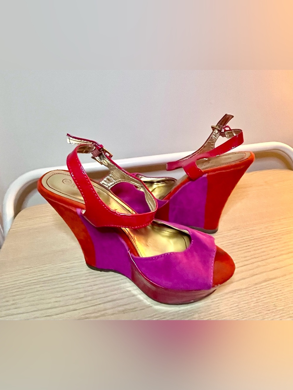 Rouge Helium Colorblock Wedge Sandals Platform Peep Toe - Pink, Red, Orange Sz 8